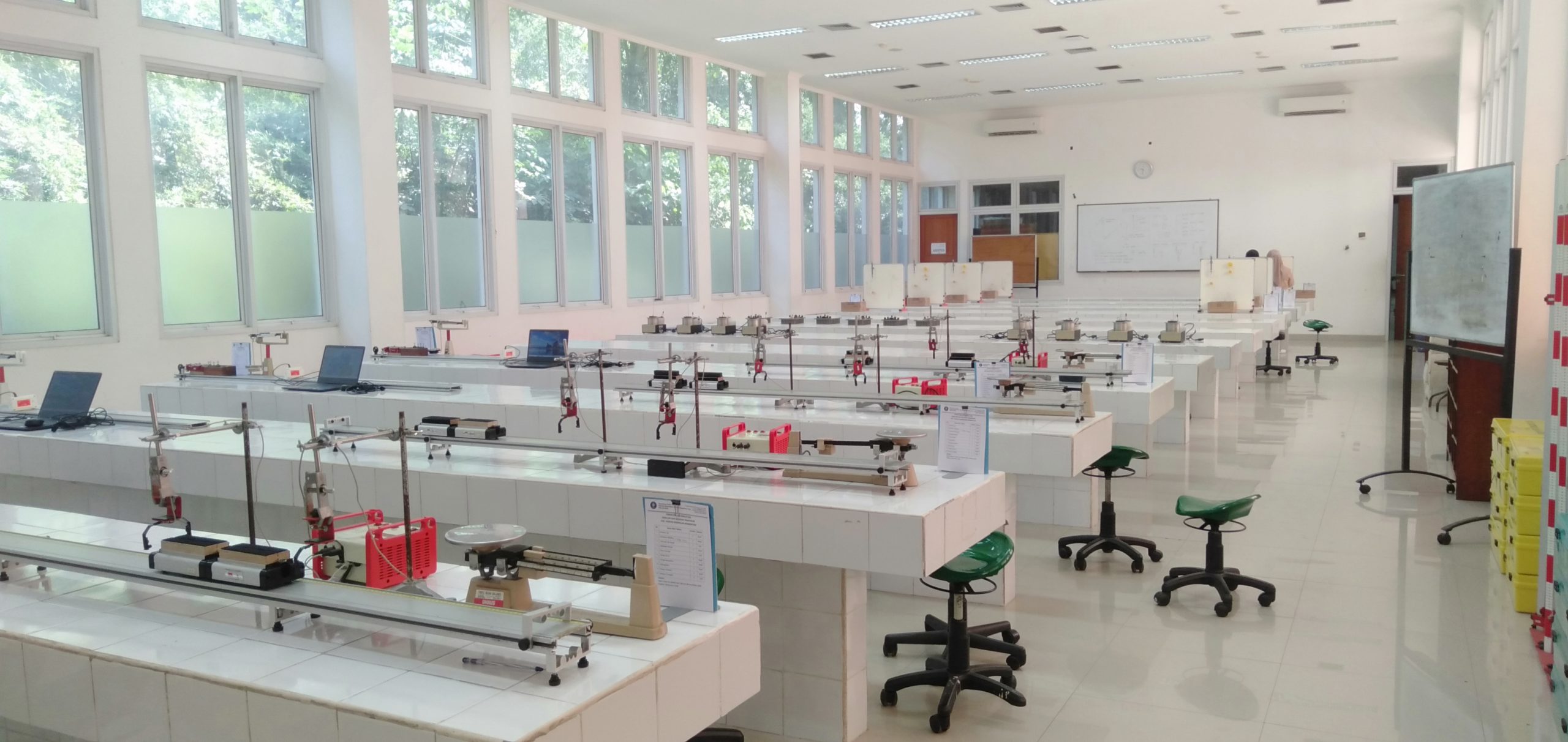 Physics Laboratory